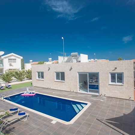 Broadway Villas بروتاراس المظهر الخارجي الصورة