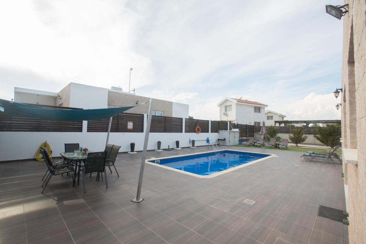 Broadway Villas بروتاراس المظهر الخارجي الصورة