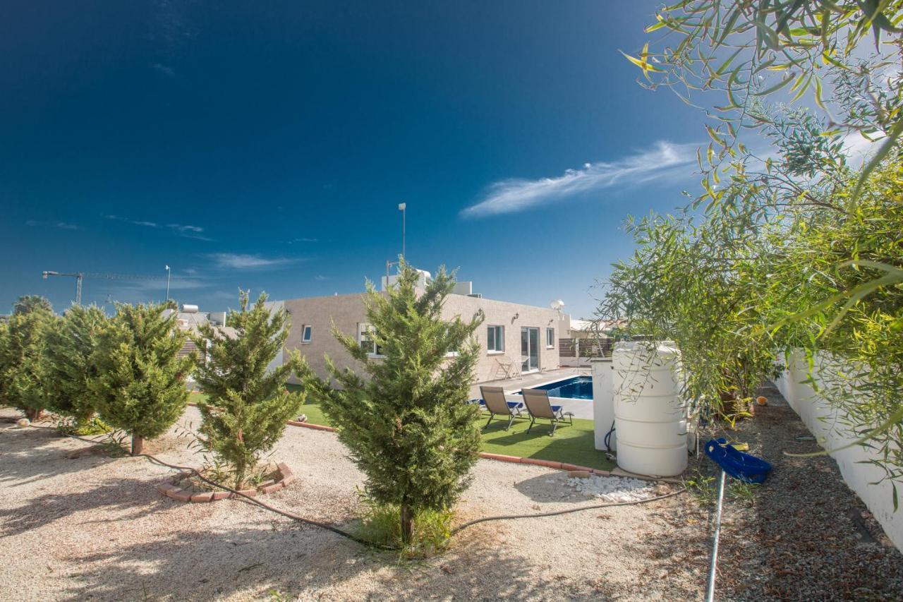 Broadway Villas بروتاراس المظهر الخارجي الصورة