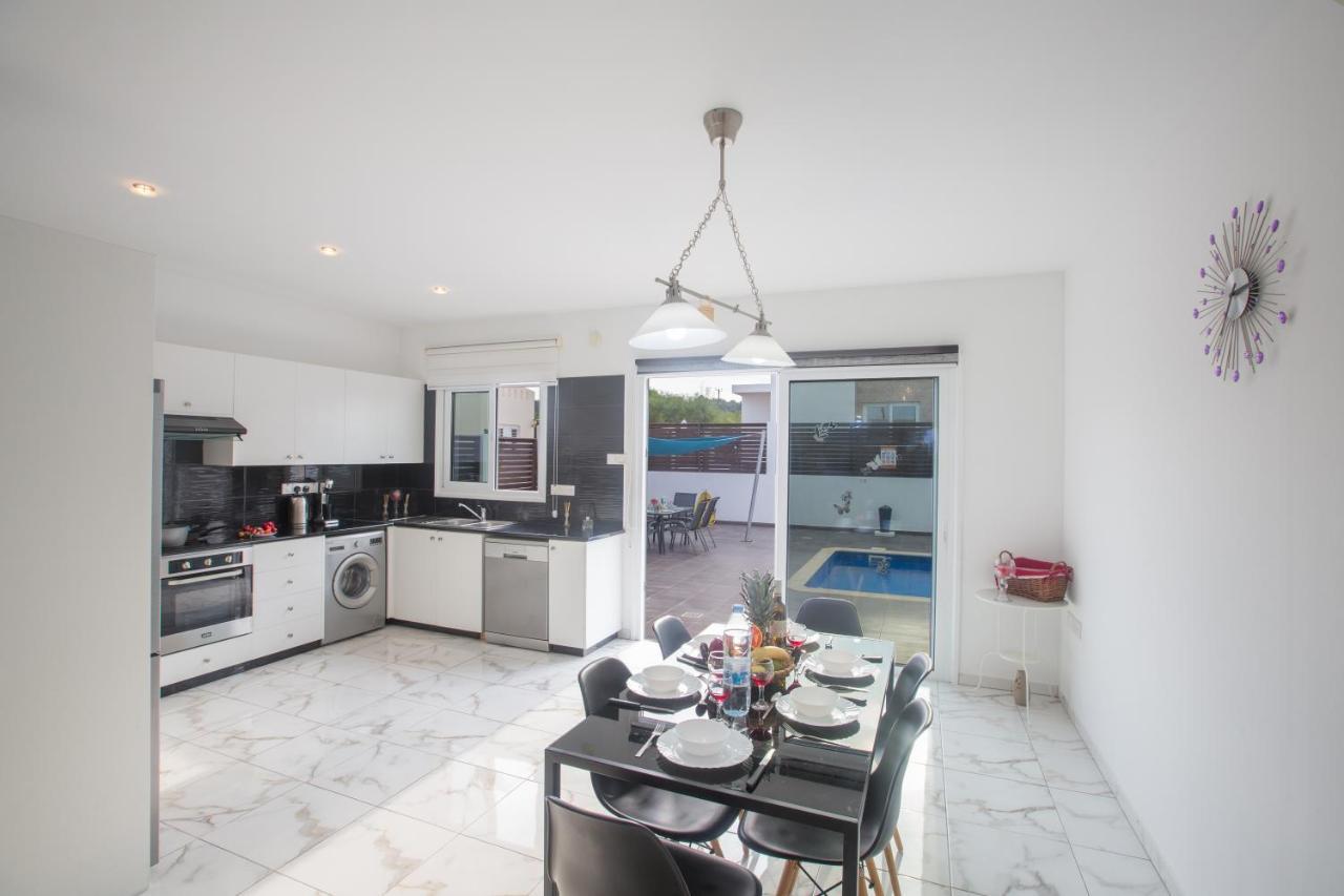 Broadway Villas بروتاراس المظهر الخارجي الصورة
