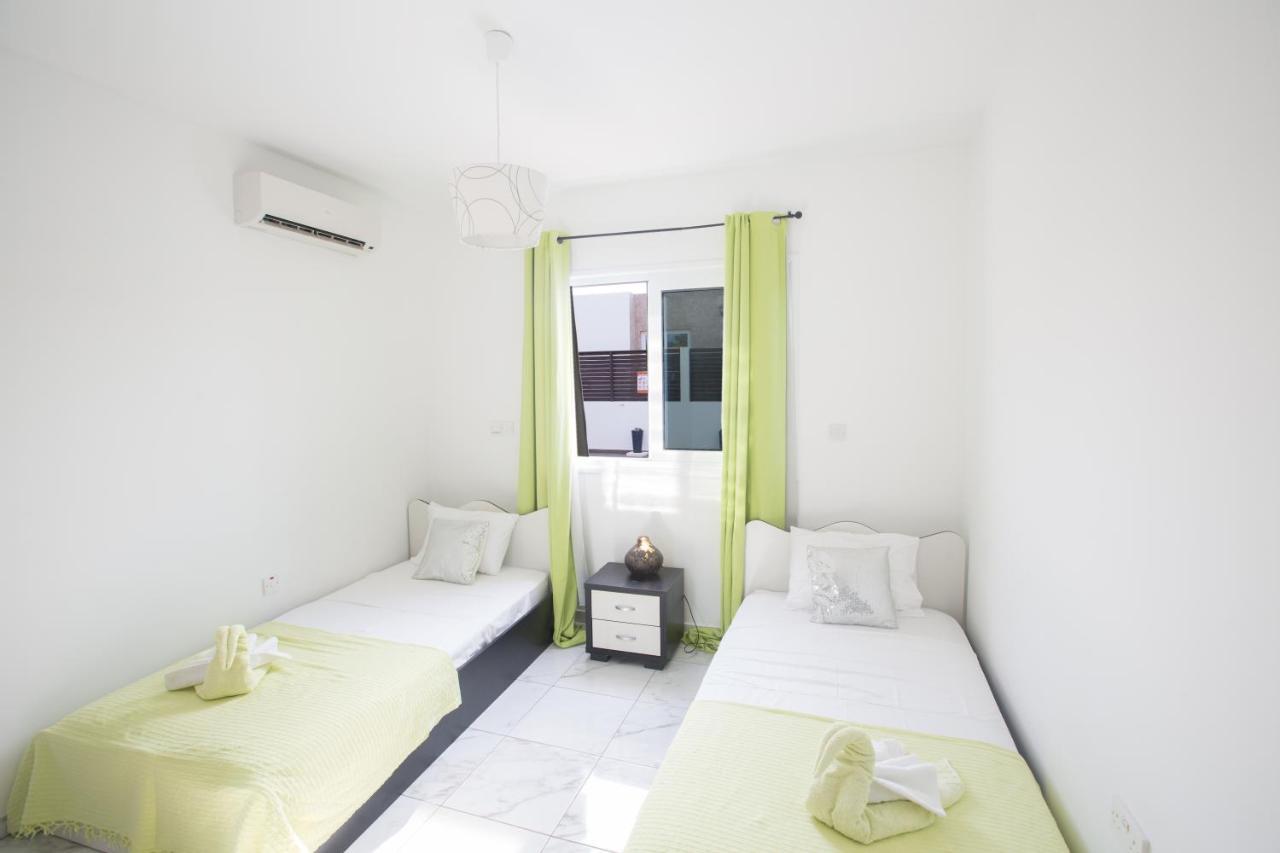 Broadway Villas بروتاراس المظهر الخارجي الصورة